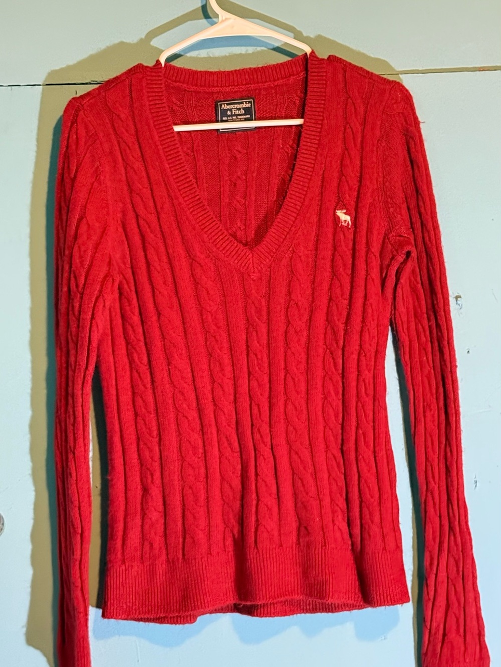 Abercrombie & Fitch Red Cable-Knit V-Neck Sweater with Logo